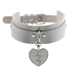 Lightning Heart Pendant Collar