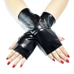 Short Patent Leather Dancing Fingerless Gloves